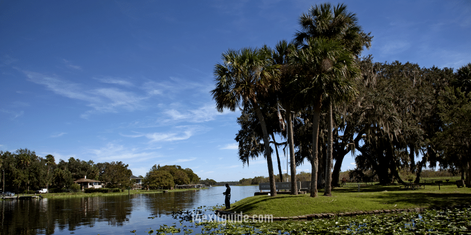 Hontoon Island state park on the St Johns River close to Deland Florida