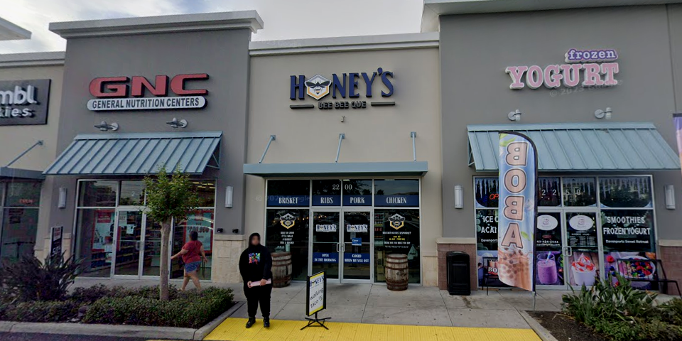 Honey's Bee Bee Que | I-4 Exit Guide